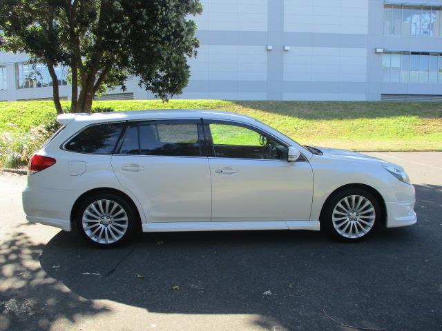 Car Finance 2009 Subaru Legacy-1045981