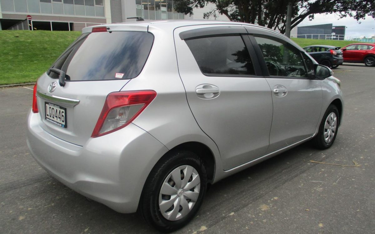 Car Finance 2013 Toyota VITZ-1057510