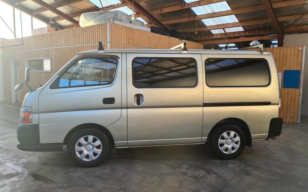 Car Finance 2011 Nissan Caravan-1066489