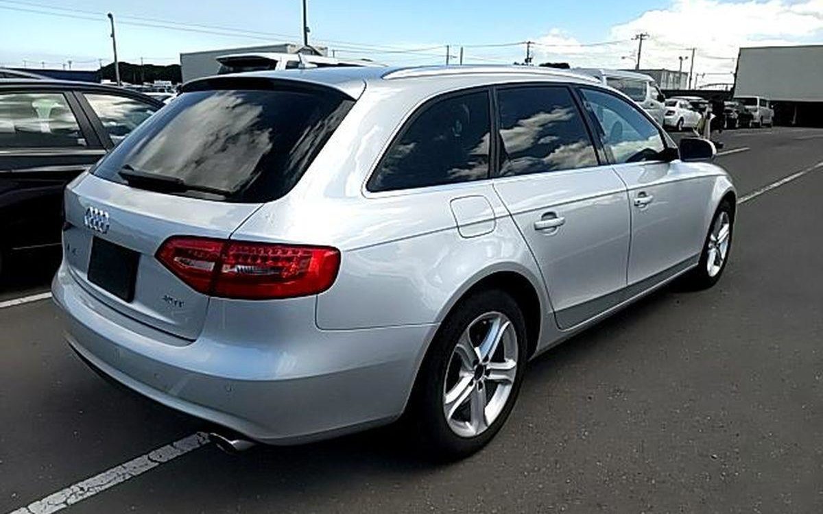 Car Finance 2013 Audi A4-1072601