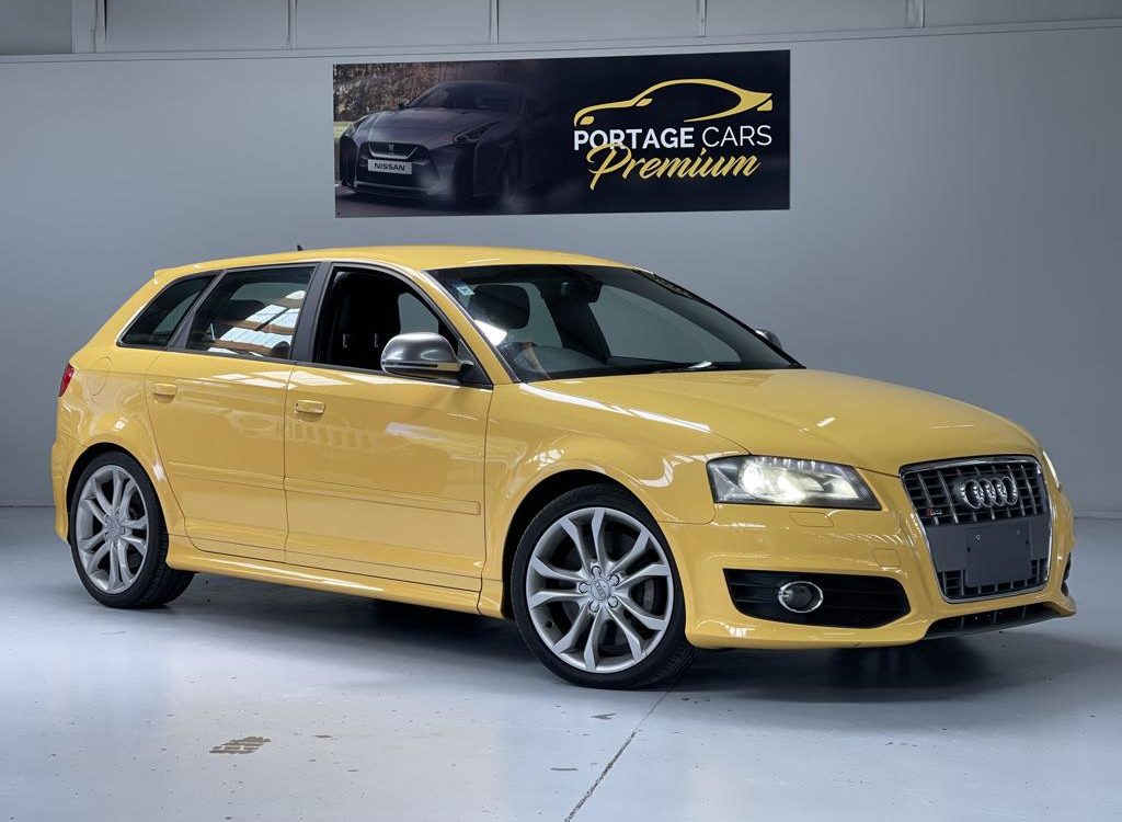 Car Finance 2010 Audi S3-1078970