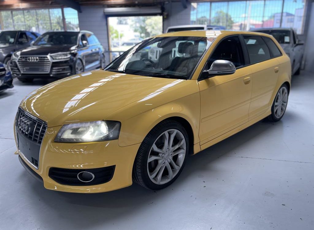 Car Finance 2010 Audi S3-1078984