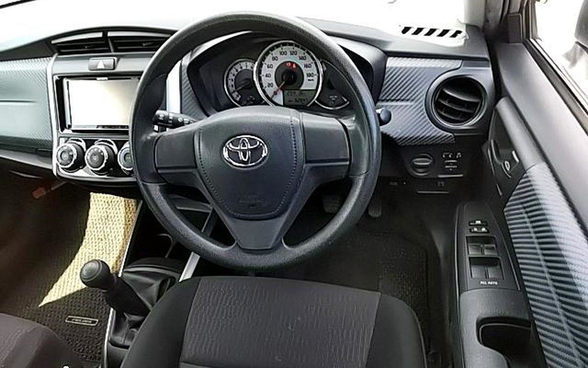 Car Finance 2012 Toyota Corolla-1078907