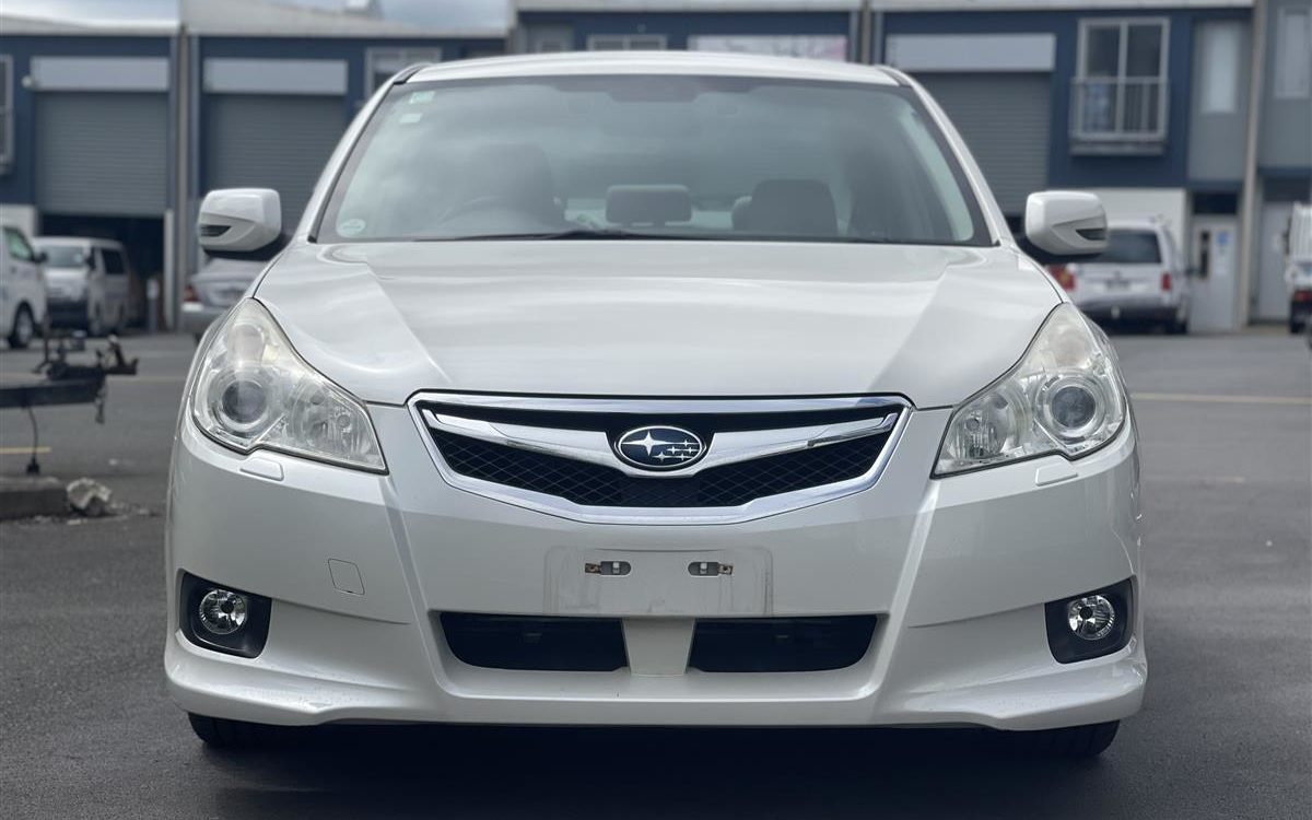 Car Finance 2010 Subaru Legacy-1078953