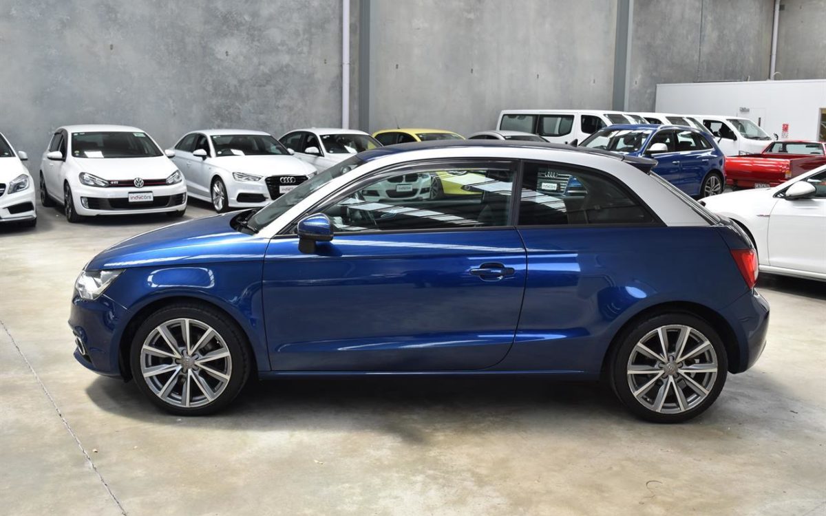 Car Finance 2011 Audi A1-1079405