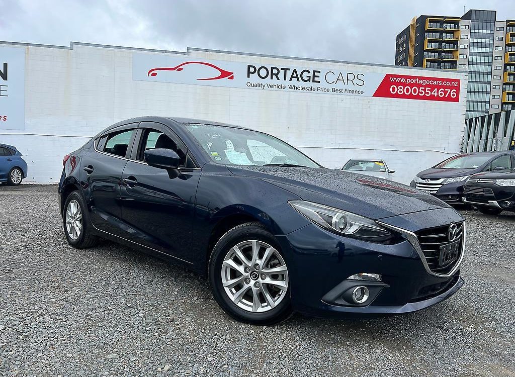 Car Finance 2014 Mazda Axela-1080023