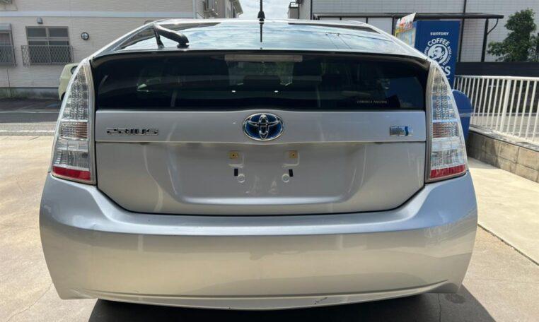 Car Finance 2011 Toyota Prius-1079843