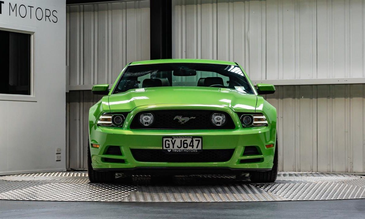 Car Finance 2013 Ford Mustang-1080356