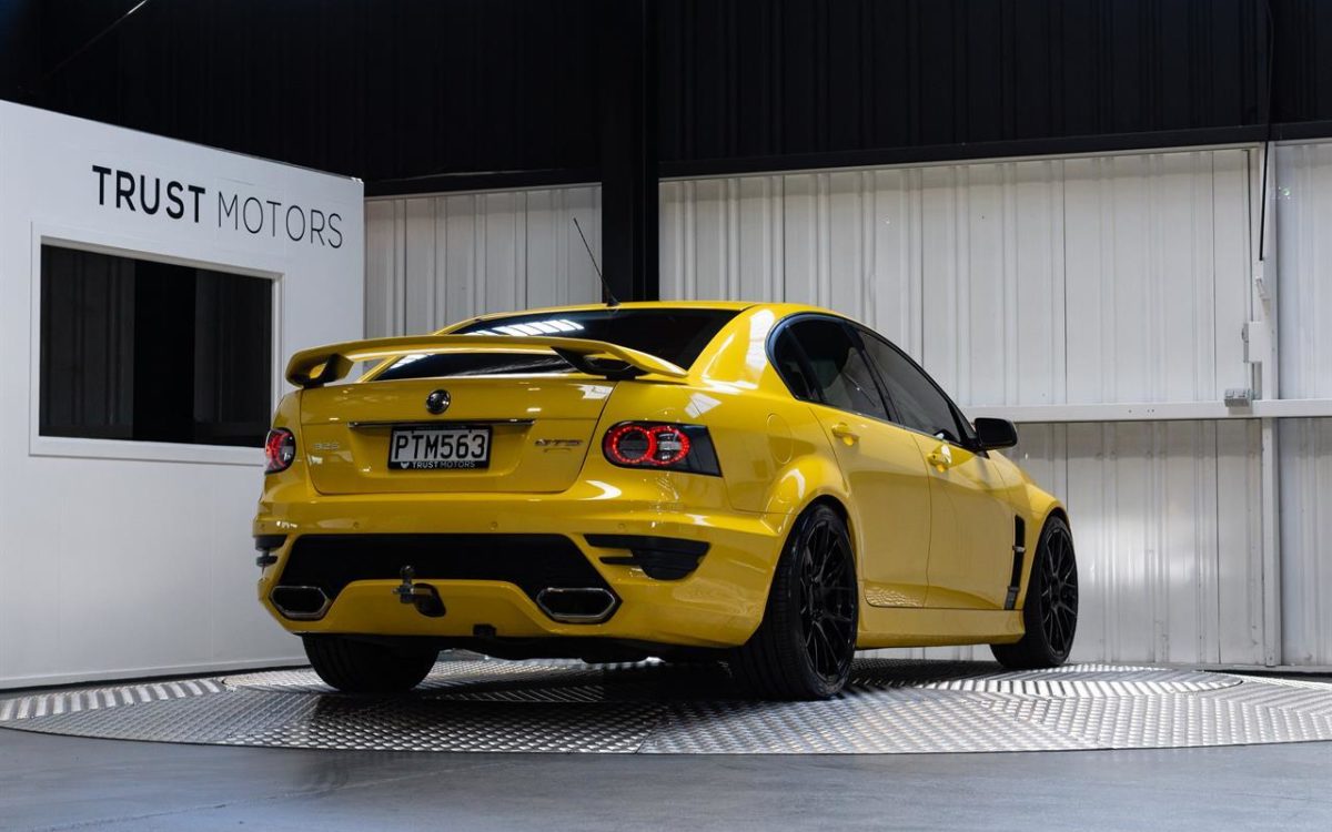 Car Finance 2011 Holden HSV-1080703