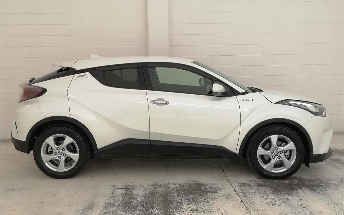 Car Finance 2017 Toyota C-HR-1080884