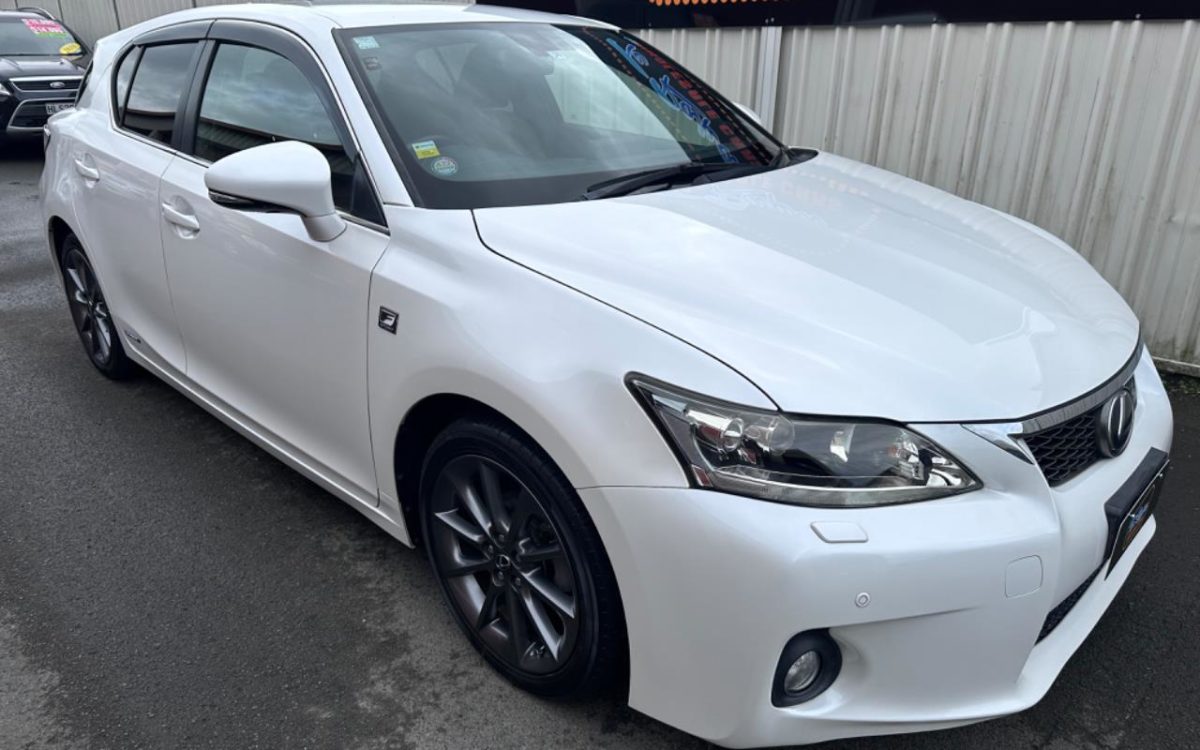 Car Finance 2011 Lexus CT200H-1081163